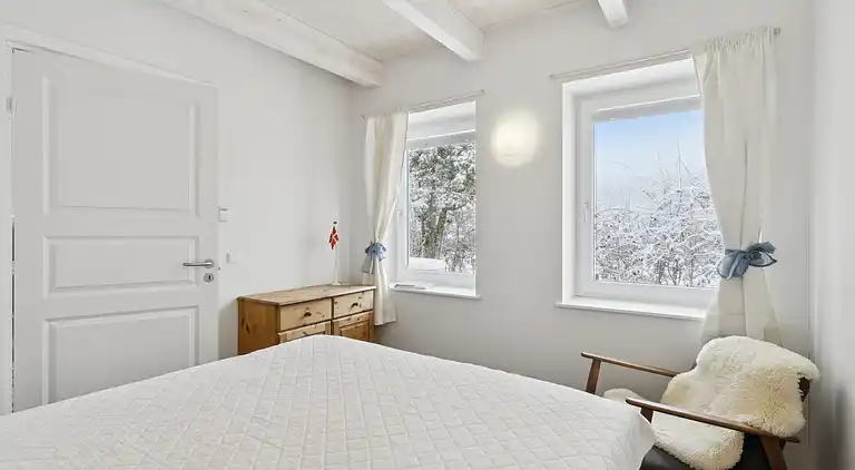 Geräumiges Ferienhaus in Bornholms Natur