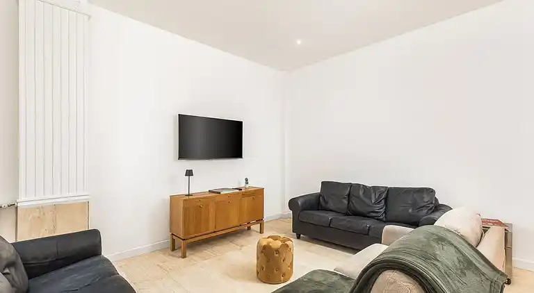 ATRHOMe- Penthouse Tritone