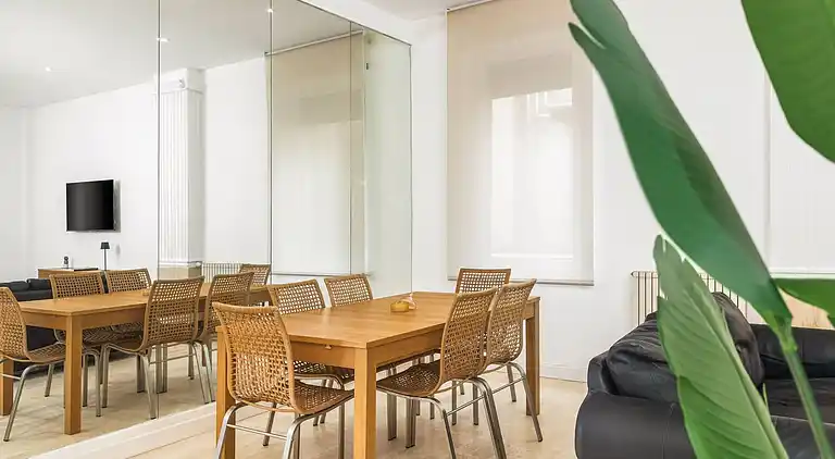 ATRHOMe- Penthouse Tritone