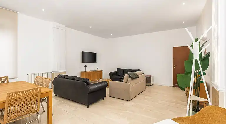 ATRHOMe- Penthouse Tritone