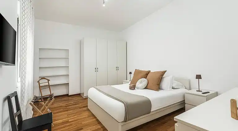 ATRHOMe- Penthouse Tritone