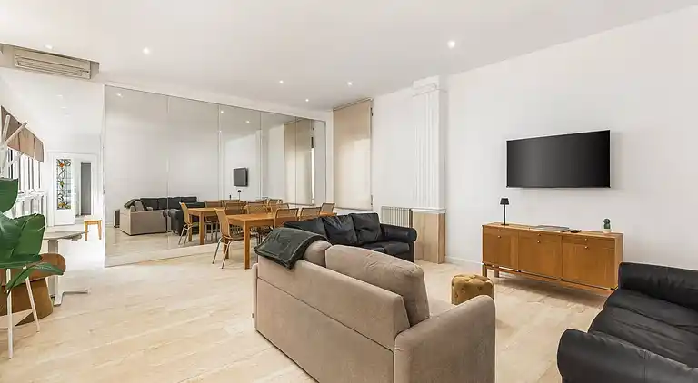 ATRHOMe- Penthouse Tritone