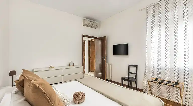 ATRHOMe- Penthouse Tritone