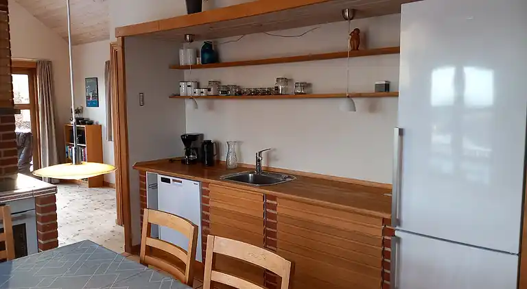 Hyggeligt sommerhus nær skov og strand