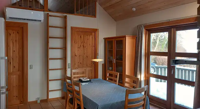 Hyggeligt sommerhus nær skov og strand