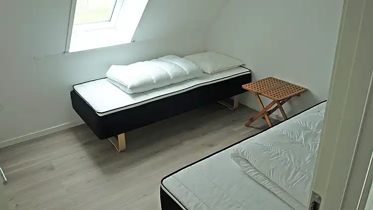 Feriehus i to etager - ca. 100 meter fra vandet.