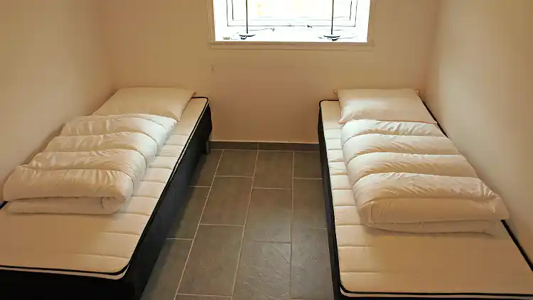 Feriehus i to etager - ca. 100 meter fra vandet.