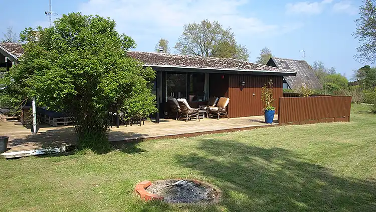 Ferienhaus, nur ca. 200 m vom Wasser entfernt. 