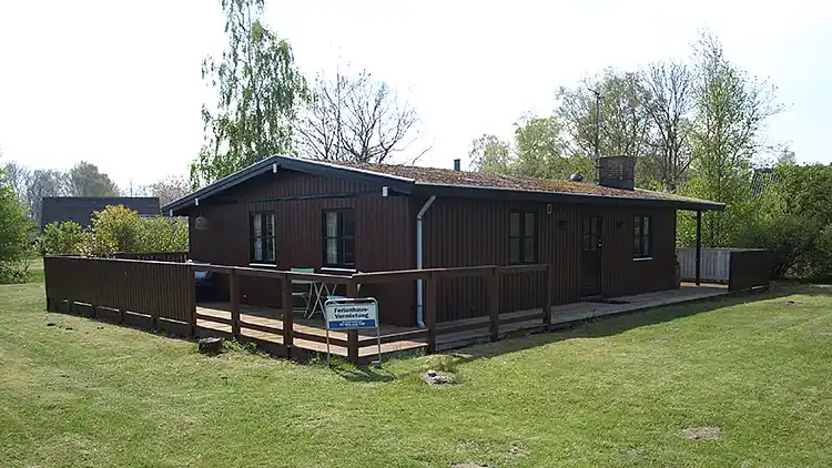 Ferienhaus, nur ca. 200 m vom Wasser entfernt. 