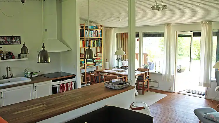 Ferienhaus, nur ca. 200 m vom Wasser entfernt. 