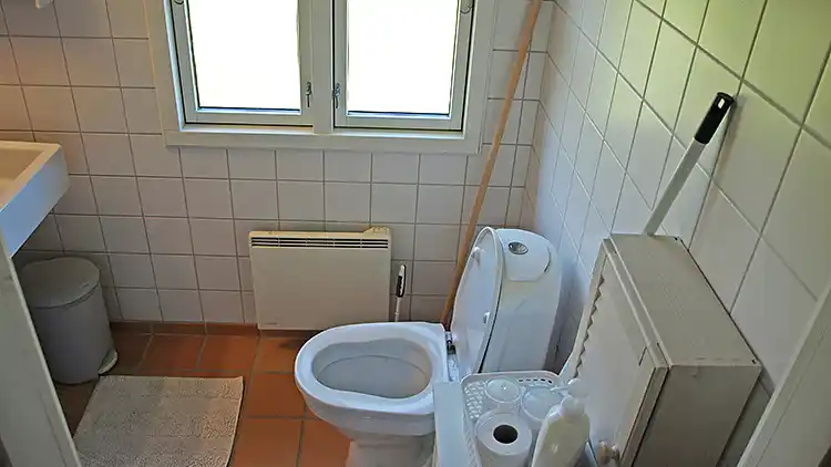 Ferienhaus, nur ca. 200 m vom Wasser entfernt. 