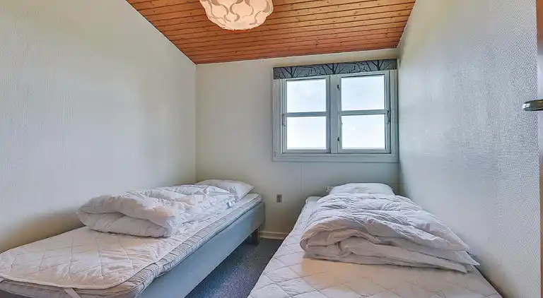 Ferienhaus mit Meerblick und 50 Meter zum Strand.