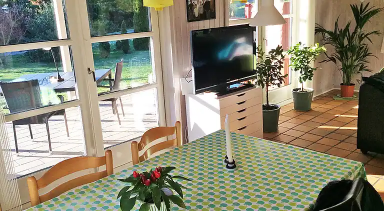 Ferienhaus nur 300 Meter vom Wasser entfernt.