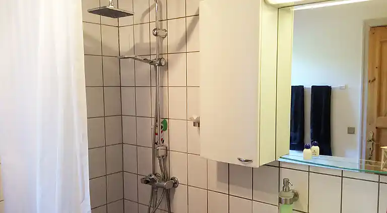 Ferienhaus nur 300 Meter vom Wasser entfernt.