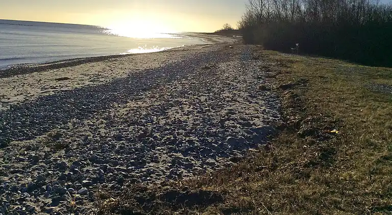 Ferienhaus nur 300 Meter vom Wasser entfernt.