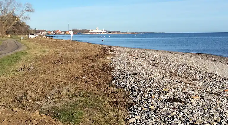 Ferienhaus nur 300 Meter vom Wasser entfernt.