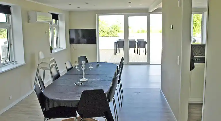 Schönes Ferienhaus für 12 Personen mit Meerblick.