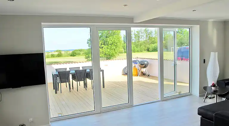 Schönes Ferienhaus für 12 Personen mit Meerblick.