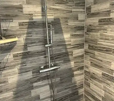 Schönes, großes Ferienhaus in malerischem Trend