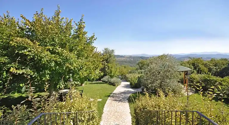 Apartment in Volterra