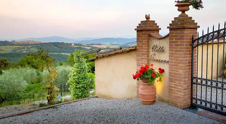 Apartment in Volterra
