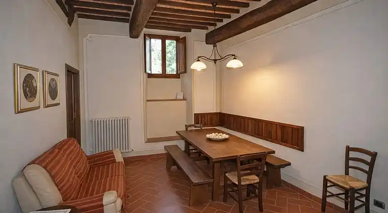 Apartment in Volterra