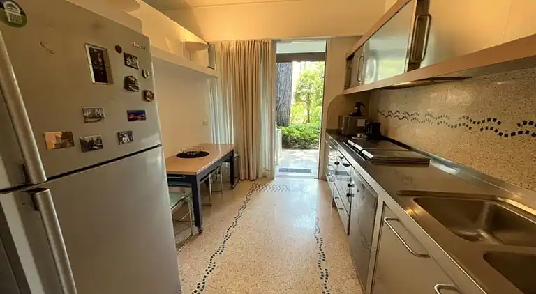 Charming and tastefully furnished villa steps from the sea