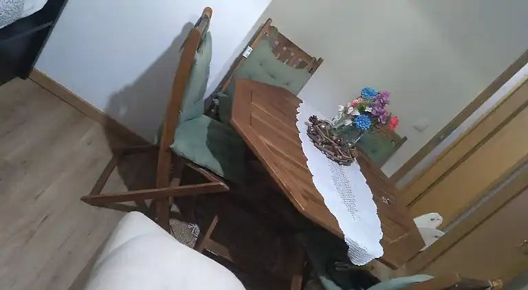 Bright&Spacious Apartment in Sleeps 8 Family&