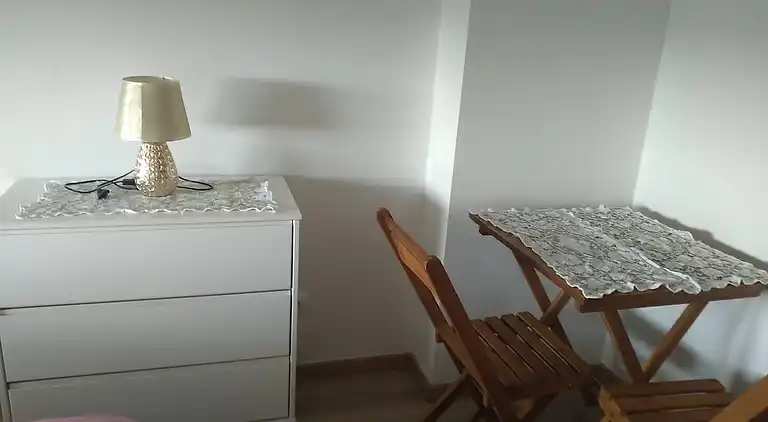 Bright&Spacious Apartment in Sleeps 8 Family&