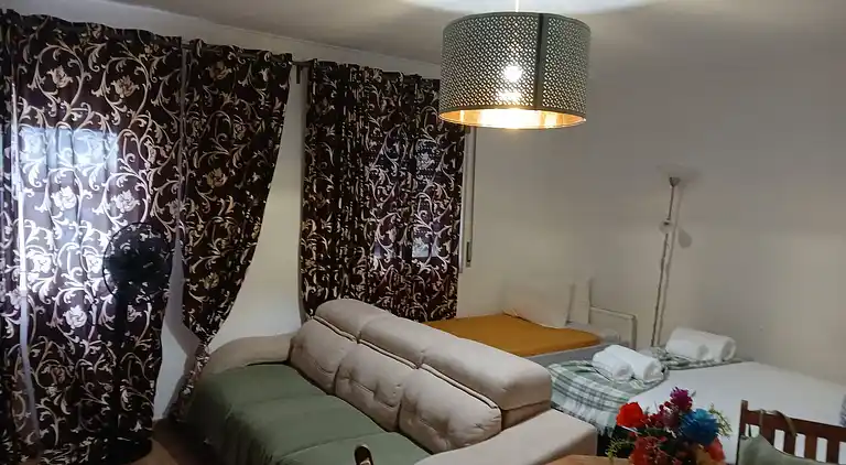 Bright&Spacious Apartment in Sleeps 8 Family&