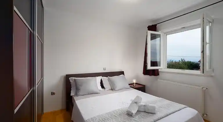 Casa della Cava - private villa in Seget Donji