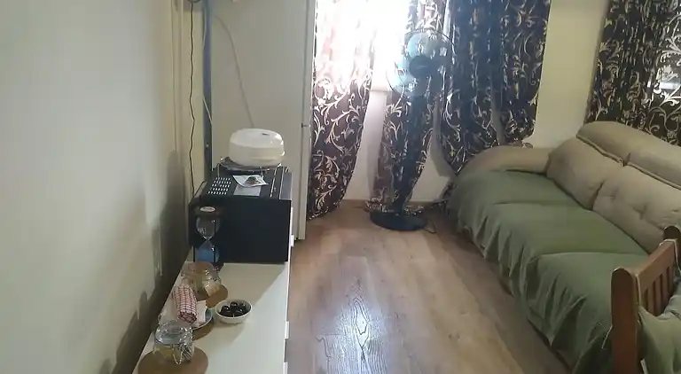 Bright&Spacious Apartment in Sleeps 8 Family&