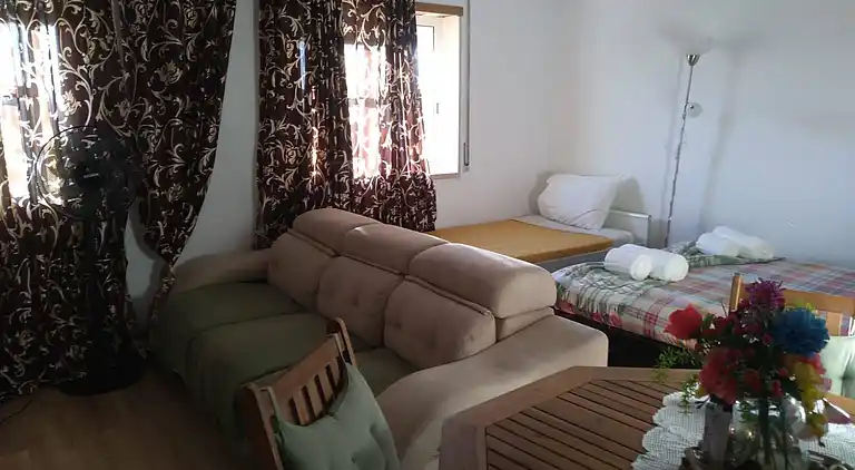 Bright&Spacious Apartment in Sleeps 8 Family&