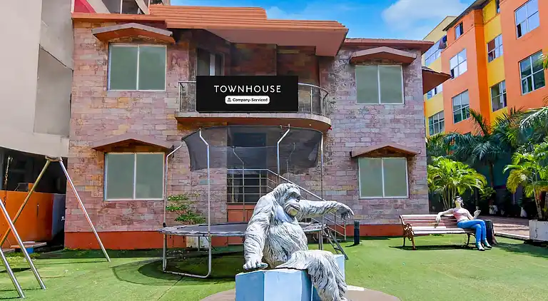 Holiday home in N2 Sector