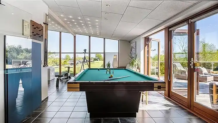 Luxuriöses Sommerhausmit Meerblick