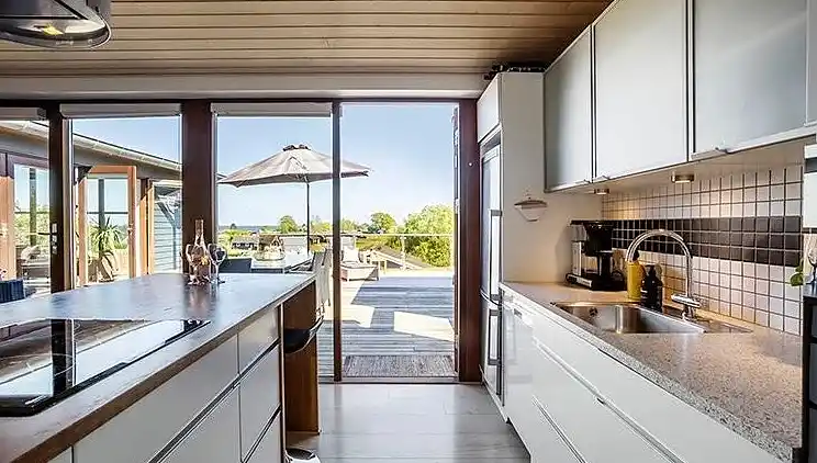 Luxuriöses Sommerhausmit Meerblick