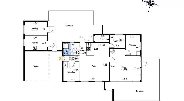 Idyllisk sommerhus midt i naturen på naturgrund