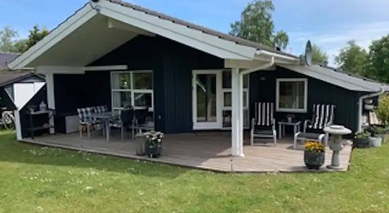 Schönes Ferienhaus in Kongsmark Strand