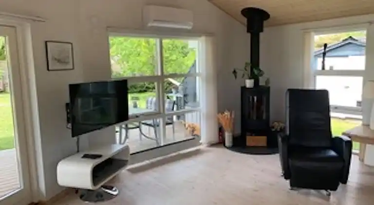 Schönes Ferienhaus in Kongsmark Strand