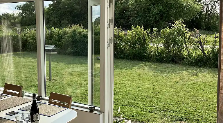  Neu renoviertes Haus mit 2 Bädern naturnah