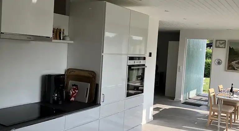  Neu renoviertes Haus mit 2 Bädern naturnah