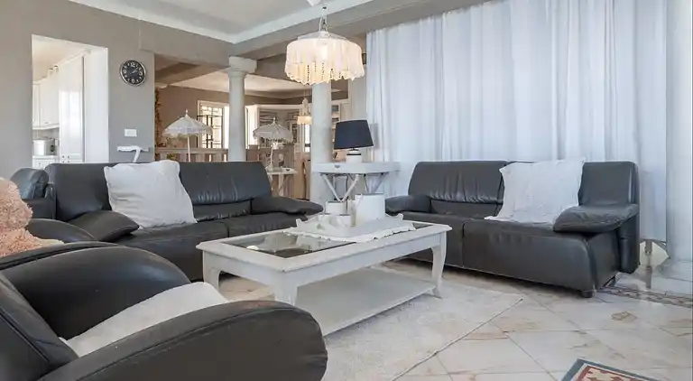 Apartment in Roquebrune-sur-Argens