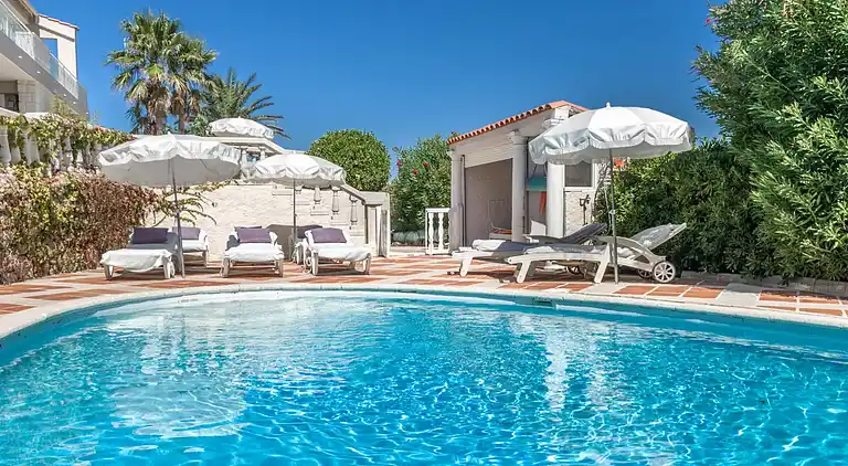 Apartment in Roquebrune-sur-Argens