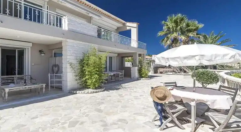 Apartment in Roquebrune-sur-Argens