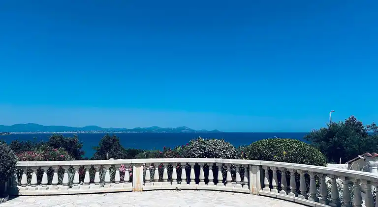 Apartment in Roquebrune-sur-Argens