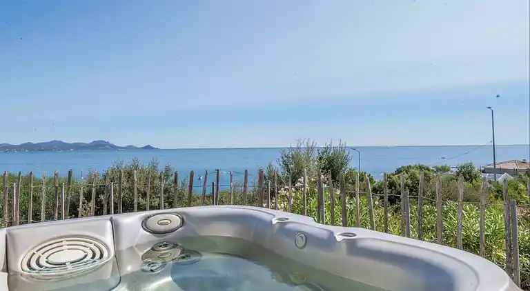 Apartment in Roquebrune-sur-Argens