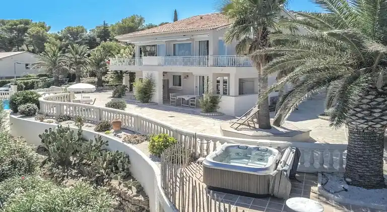 Apartment in Roquebrune-sur-Argens