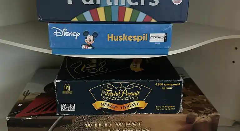 Stort sommerhus tæt på strand og natur