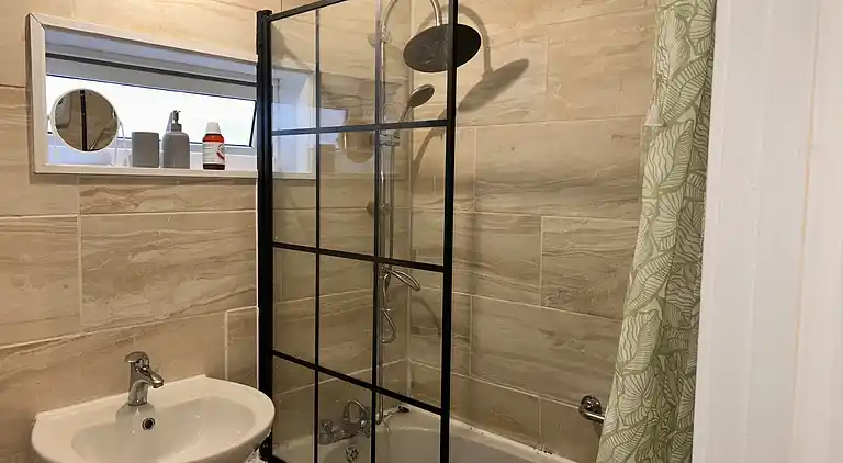 Charmantes Haus mit 4 Schlafzimmern in Basildon,