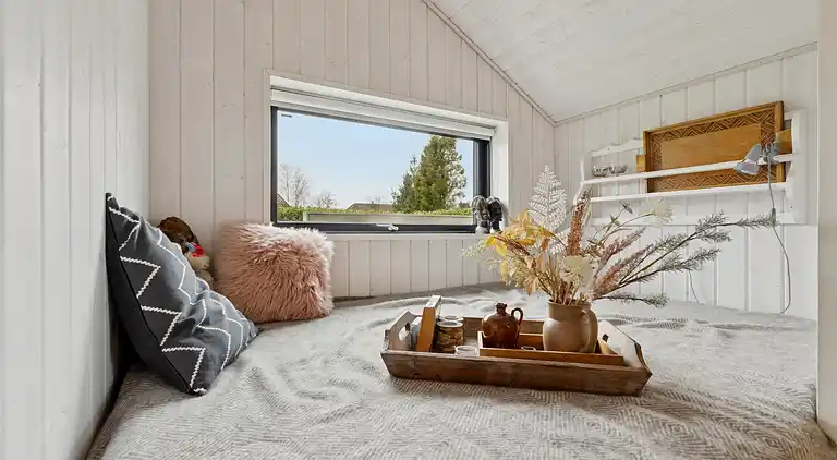 Nyt sommerhus tæt ved sandstrand